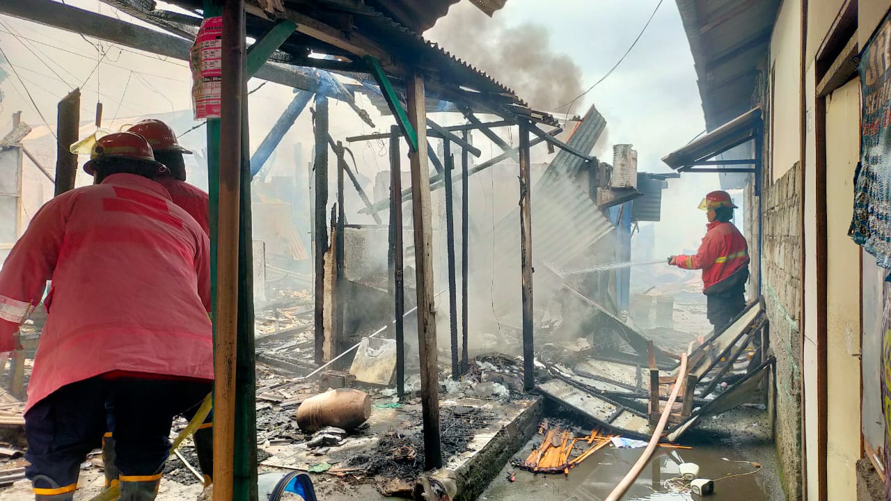 Rumah Kost Semi Permanen di Kesiman Kertelangu Terbakar 