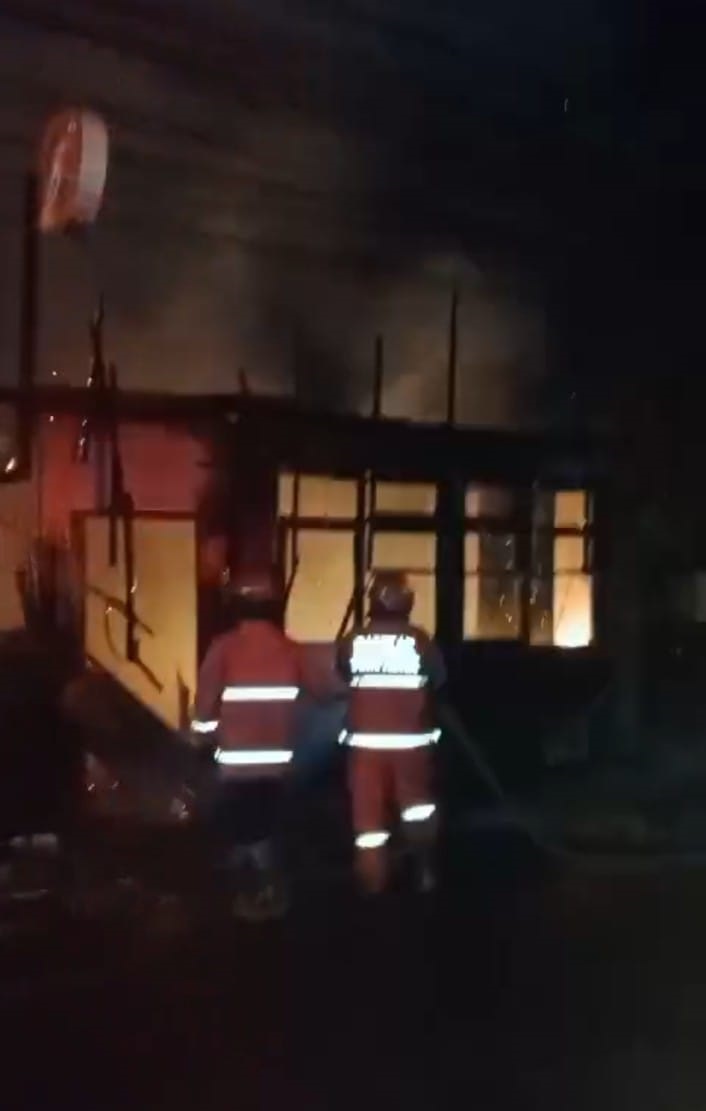 Dua Toko di Pemogan Hangus Dilahap Si Jago Merah 